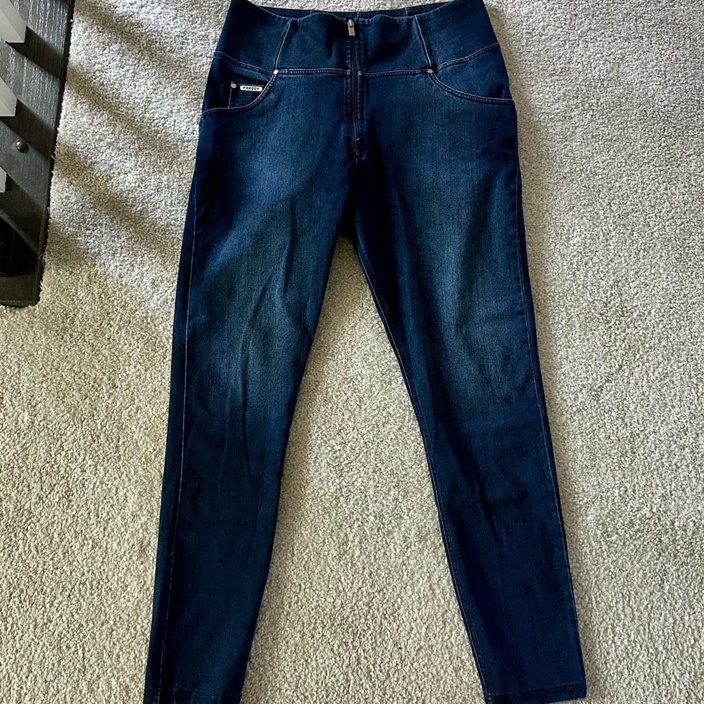 Freddy Women's Deep Indigo Jeggings